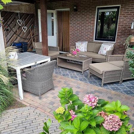 Bed And Breakfast De Dijk Zuid-Beijerland Eksteriør billede