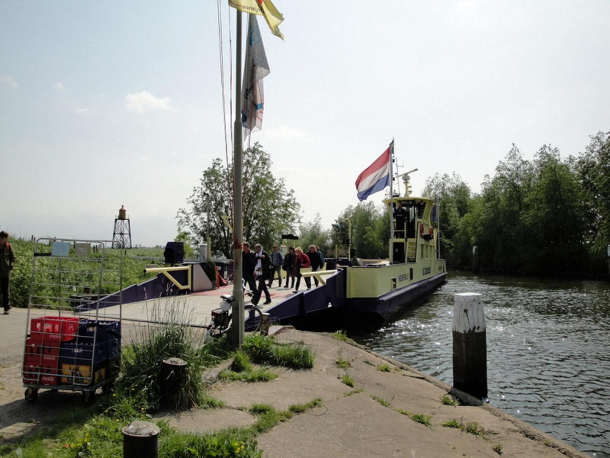 Bed And Breakfast De Dijk Zuid-Beijerland Eksteriør billede